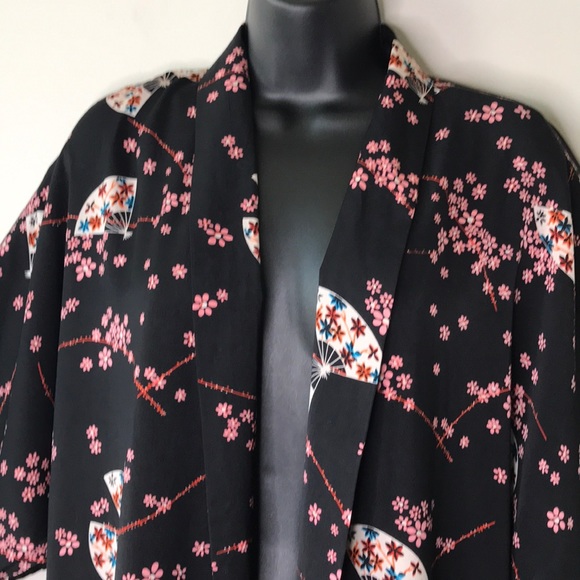 Forever 21 Kimono Jacket - Picture 4 of 11